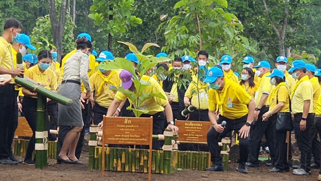 นายกฯฝากเยาวชน "ทุกคนคือคนไทย"