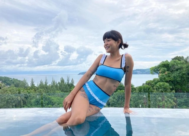 ‘สายป่าน’ อวดหุ่นแซ่บใส่ชุดว่ายน้ำไฮคัทเว้าสูงม๊าก