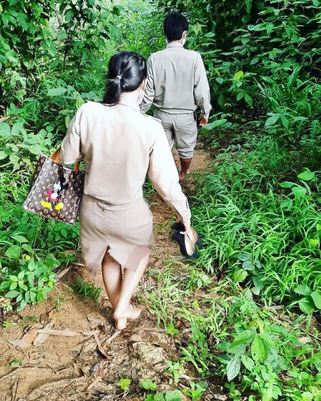 อีกมุมหนึ่งของไทย ตามดูวิถีชีวิต ครู-นร. บนภูเขา กว่าจะได้การศึกษา