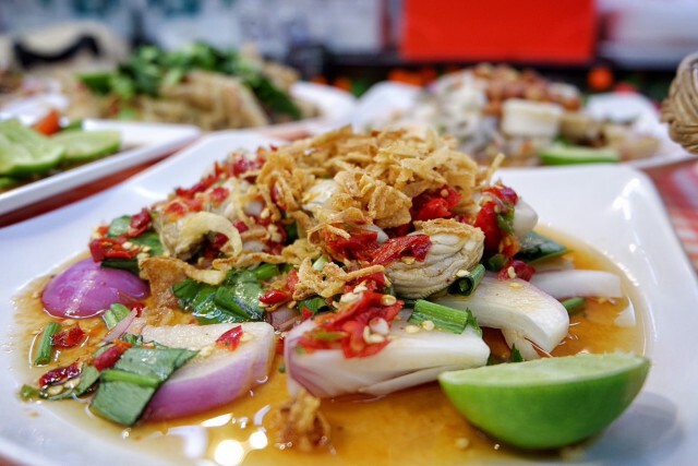 แซ่บซี๊ด!! เบากระเป๋า ‘เจ้อ้วนยำ ตำระเบิด’ราม 2