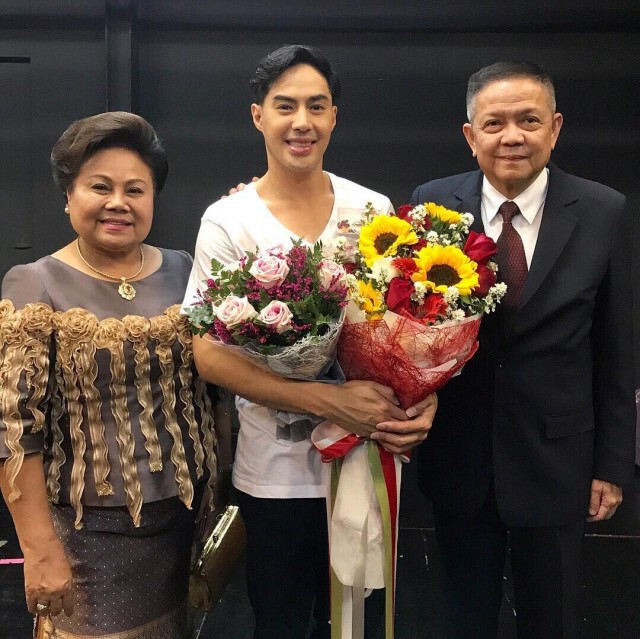 "ท็อป จรณ" ส่งแม่เข้ารพ.ด่วน ระบุ "ใครทำอะไรไว้ต้องได้รับผลกรรม"