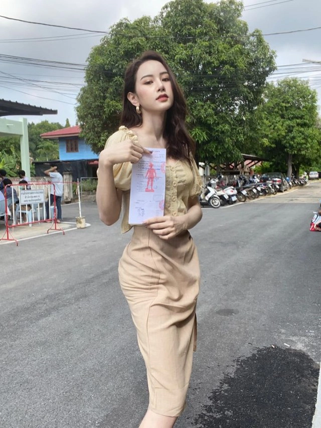 "น้องมีน" สาวอุตรดิตถ์ สวยตะลึง! ขึ้นแท่น "มิสเกณฑ์ทหาร 2020"
