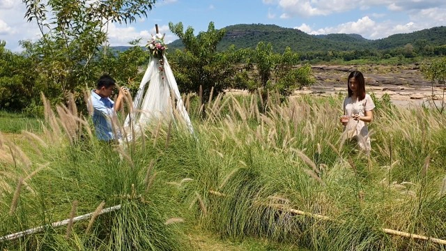 เชคอินแก่งพิศสมัยจุดชมวิวแม่น้ำ 2 สี