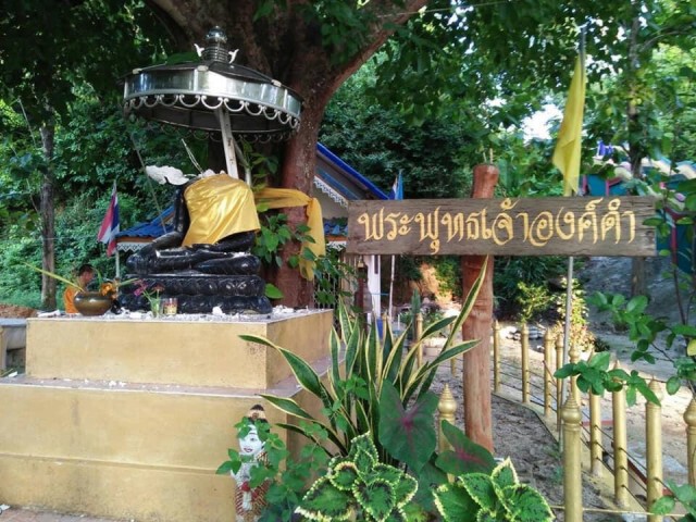 สะเทือนใจไทยพุทธ คนร้ายบุกทุบพระพุทธรูป