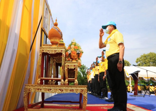 ปลูกต้นตะเคียนทองเฉลิมพระเกียติ