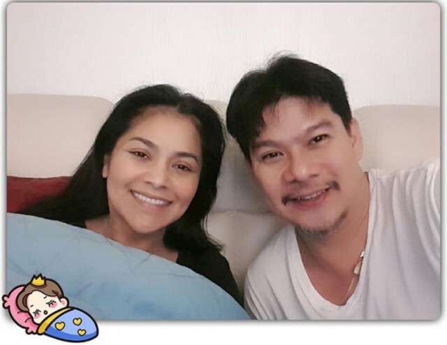 ‘นุ้ย เชิญยิ้ม’ สักชื่อเมียรักด้าน‘ตั๊ก ศิริพร’ โพสต์ถามอักษรตัวแรกทำไมแปลกๆ