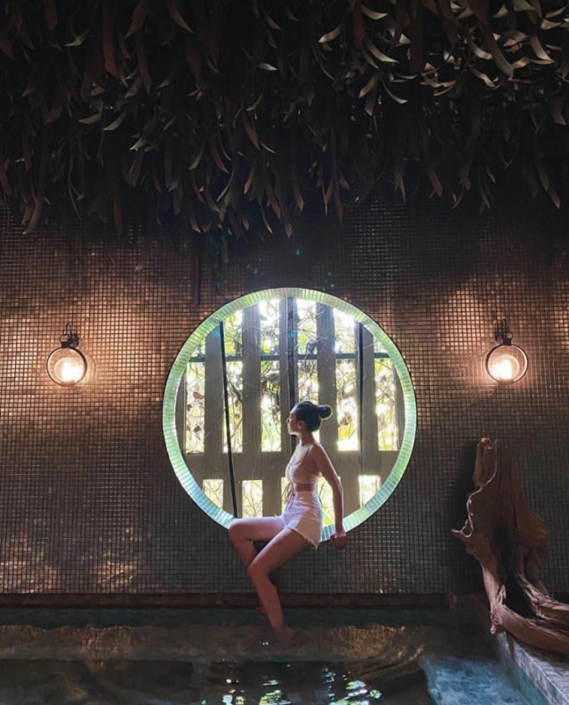 เบลล่าแอบแซ่บใส่วันพีชเซ็กซี่เบาๆแฟนๆถามหาไม้เรียวอยู่ไหน?