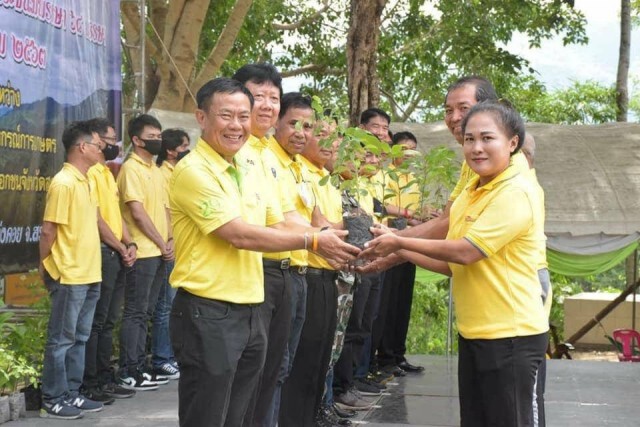 ธ.ก.ส. ปลูกป่า-สร้างฝายเฉลิมพระเกียรติ ร.10