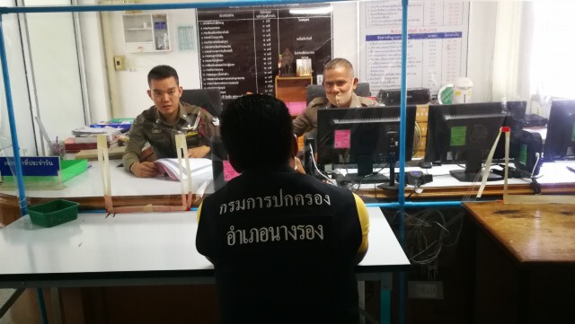 รู้ตัวแก๊งโจ๋ปาแก้วขวดกลางร้านอาหารจ่อเรียกรับทราบข้อกล่าวหา