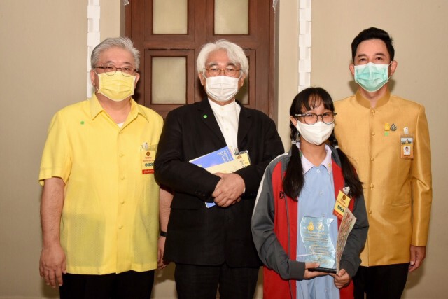 นายกรัฐมนตรี ชื่นชม น้องตินติน นักเขียนวัย 8 ปี