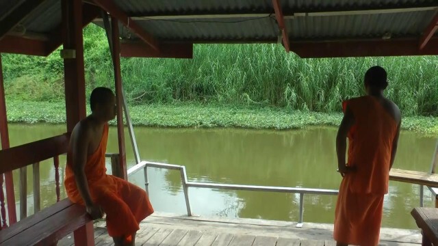 แม่น้ำพิจิตรสายเก่าแห้งขอด-กระทบปลาหน้าวัด