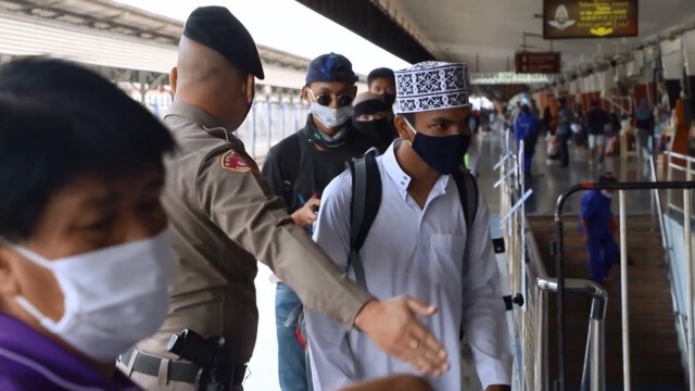 เพิ่มรถพ่วง 8 ขบวนรถไฟสายใต้  รับช่วง "ฮารีรายอ"