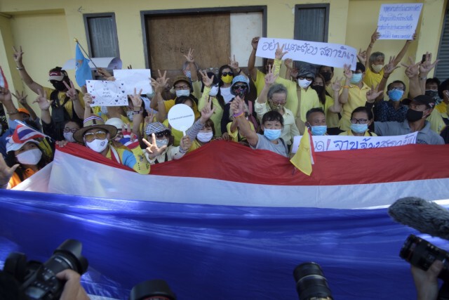 กลุ่มอาชีวะช่วยชาติ ลั่นเปิดโปง ตัวบงการม็อบหมิ่นสถาบันฯ
