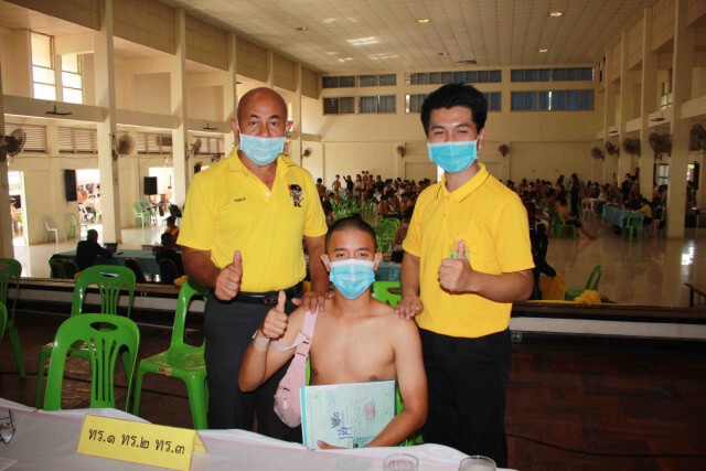 ผลกระทบโควิด ชายไทยแห่สมัครทหารกองเกินทะลุเป้า