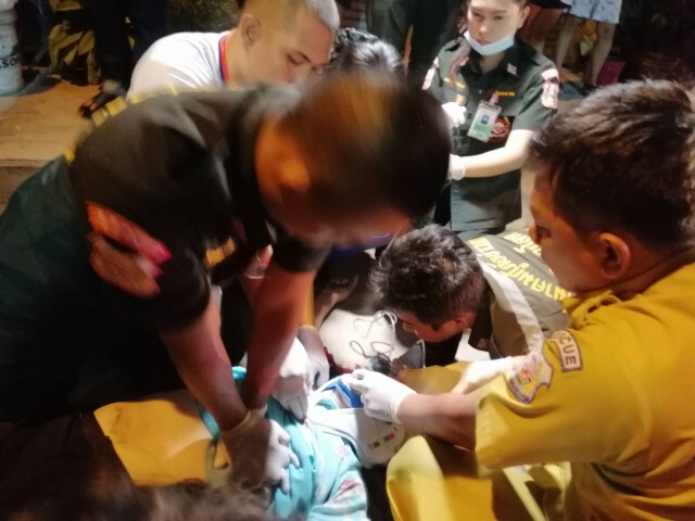 กระบะตีนผีชนแล้วหนี