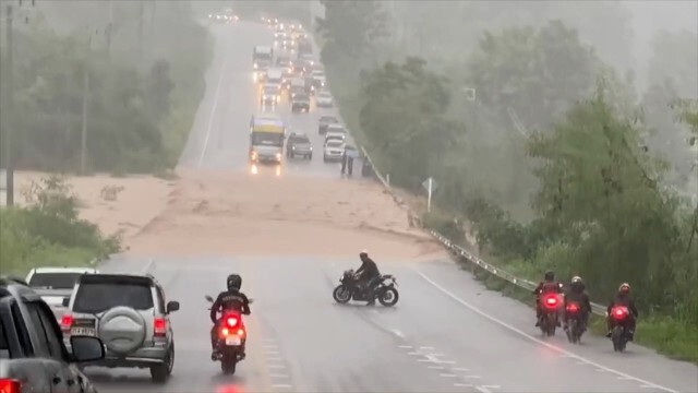 น้ำป่าซัดถนนเชียงราย-เชียงใหม่ ขาด