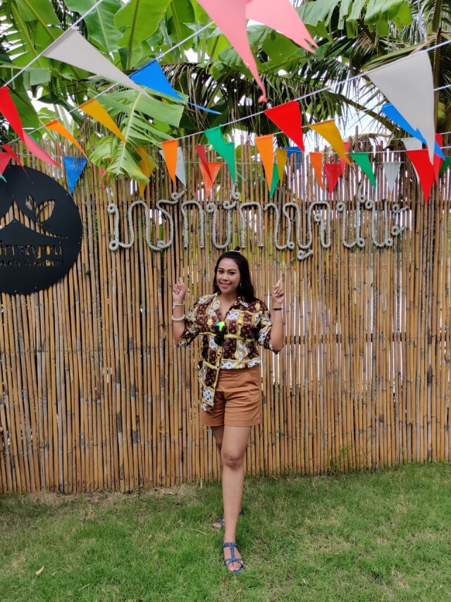 ดื่มนม ชมธรรมชาติ  "รักษ์กาญจน์ การ์เด้น คาเฟ่"