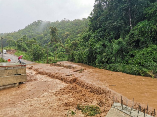ทางหลวงเร่งซ่อมแซมสะพาน-ถนนขาด