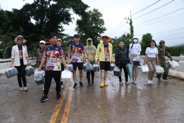 ปธ.การท่าเรือฯตั้ง"ครัวมาดาม"ช่วยผู้ประสบภัยน้ำท่วม" เลย"
