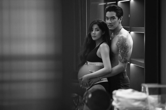 "ดีเจแมน-ใบเตย" จัดเต็มทุกช็อต สวยทุกท่วงท่า ร้อนทุกมุมบ้าน