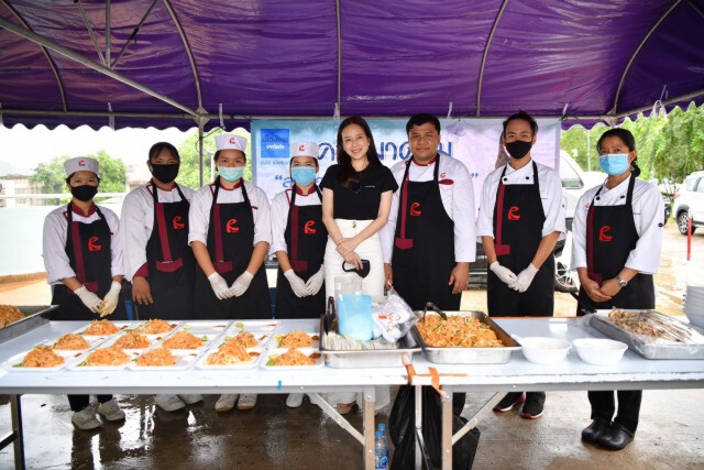 ปธ.การท่าเรือฯตั้ง"ครัวมาดาม"ช่วยผู้ประสบภัยน้ำท่วม" เลย"