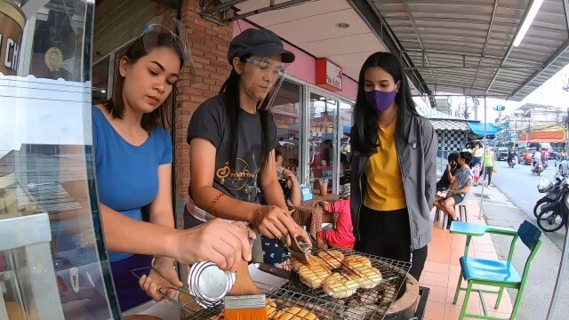 "อู๋ พันทาง" ไม่หวั่นโควิดหันขายขนมปังปิ้งเตาถ่าน