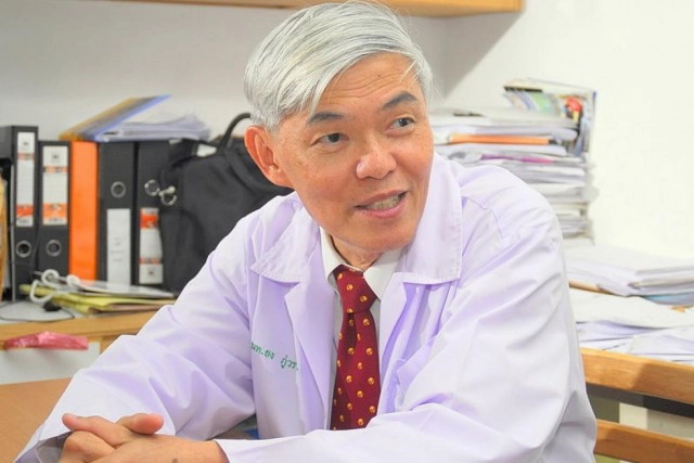 รู้หรือยัง "นพ.ยง" มือปราบโควิด-19 มีฝาแฝด "รศ.ยืน " เป็นปรมาจารย์ด้านคอมพิวเตอร์