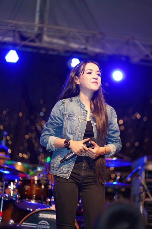 โซเชียลย้อนวีรกรรม เจนนี่ เนรคุณพ่อ เคยทำให้ร้องไห้ไม่ขอยุ่งเกี่ยว