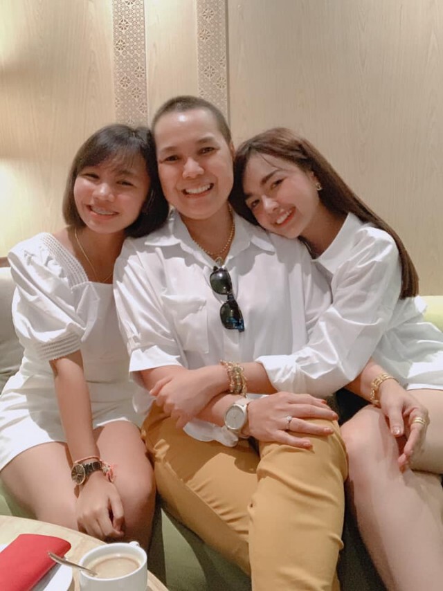 แม่เจนนี่โพสต์ให้กำลังใจลูกสาว ข้อความบาดลึก แฟนคลับแห่ให้กำลังใจ