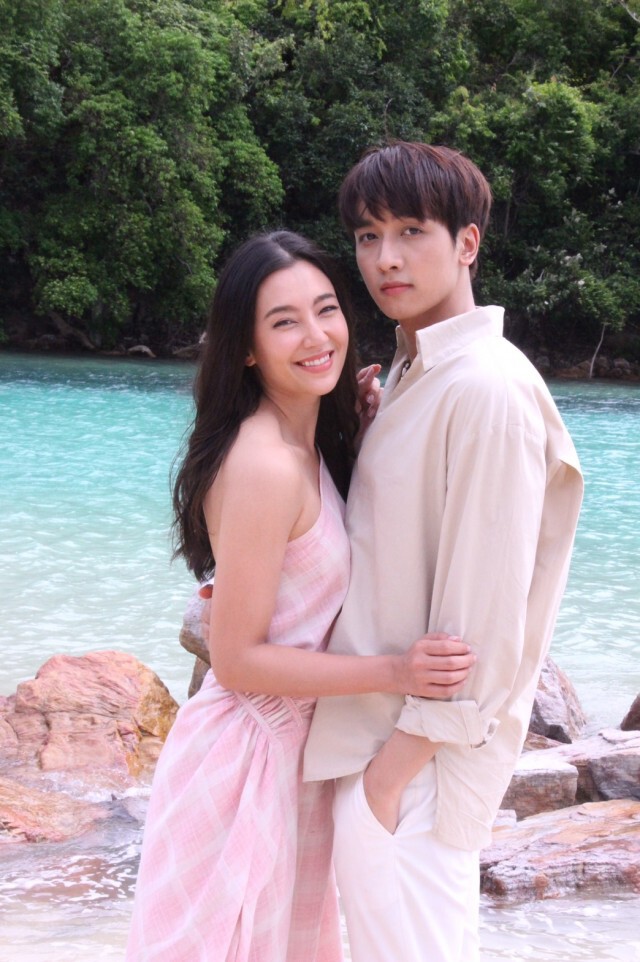 "เบลล่า"  ถ่ายแฟชั่นเซ็ทสุดฟิน ชวนจิ้นตามรอยละคร ให้รักพิพากษา