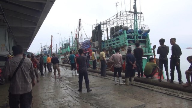 ลูกเรือเสียชีวิตปริศนากลางทะเล