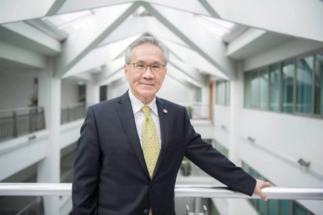 เปิดประวัติ รองนายกรัฐมนตรีป้ายแดง "ท่านดอน ปรมัตถ์วินัย"