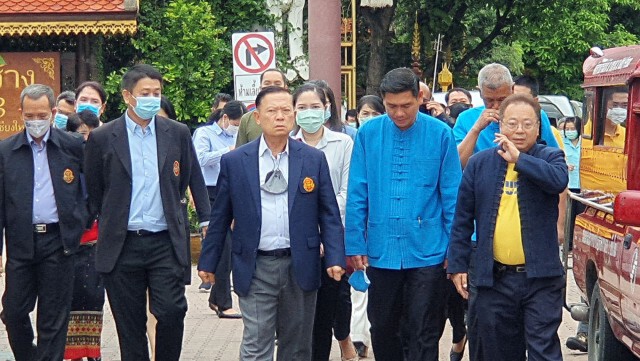 ผู้ตรวจการแผ่นดินลงพื้นที่ล่ามช้างแก้ปัญหาที่พักรายย่อย