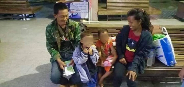 พ่อแม่ลูก โดนโกงค่าจ้างเดินกลับบ้านปราจีนฯ ฟังคำตอบทำน้ำตาจะไหล