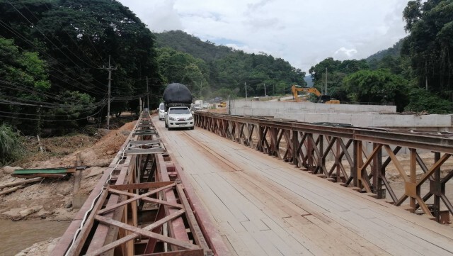 รมช.มท.ลงพื้นที่เปิดสะพานเบลีย์"เชียงใหม่-เชียงราย"