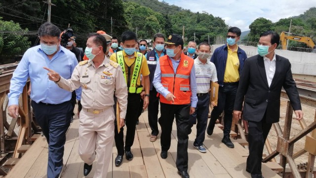 รมช.มท.ลงพื้นที่เปิดสะพานเบลีย์"เชียงใหม่-เชียงราย"