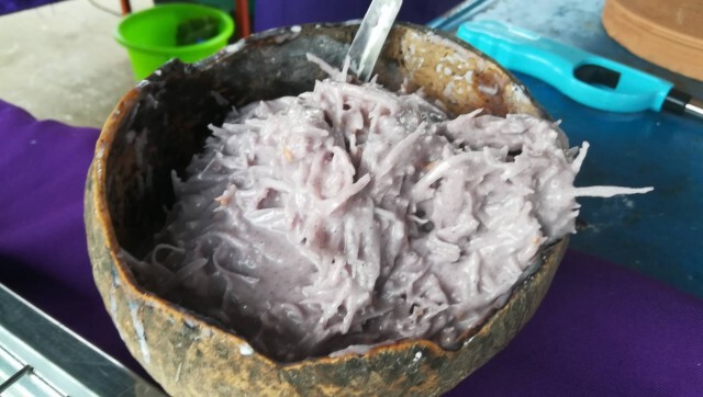 "ขนมบ้าบิ่นมะพร้าวอ่อน"-อาชีพทำเงิน