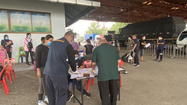 รอเคาะปิด-ไม่ปิดรับคนไทยกลับชั่วคราว