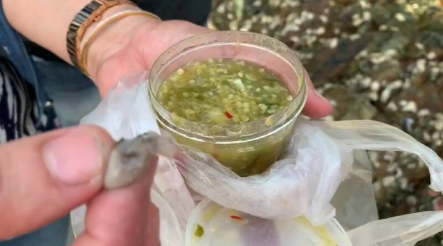 แงะ "หอยติเตบ" กิน-ขายสร้างรายได้เสริม