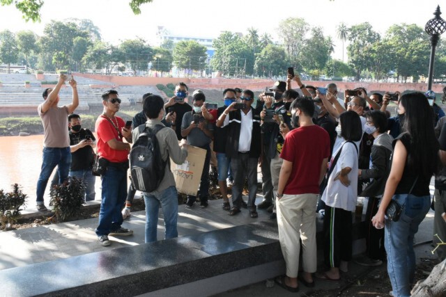 แฟลชม็อบพิษณุโลกกร่อย-แกนนำหายหัว