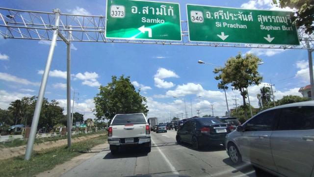 วัยรุ่นกลุ่มเลดี้สองล้อสายบุญชนสลิงรถลากดับ3