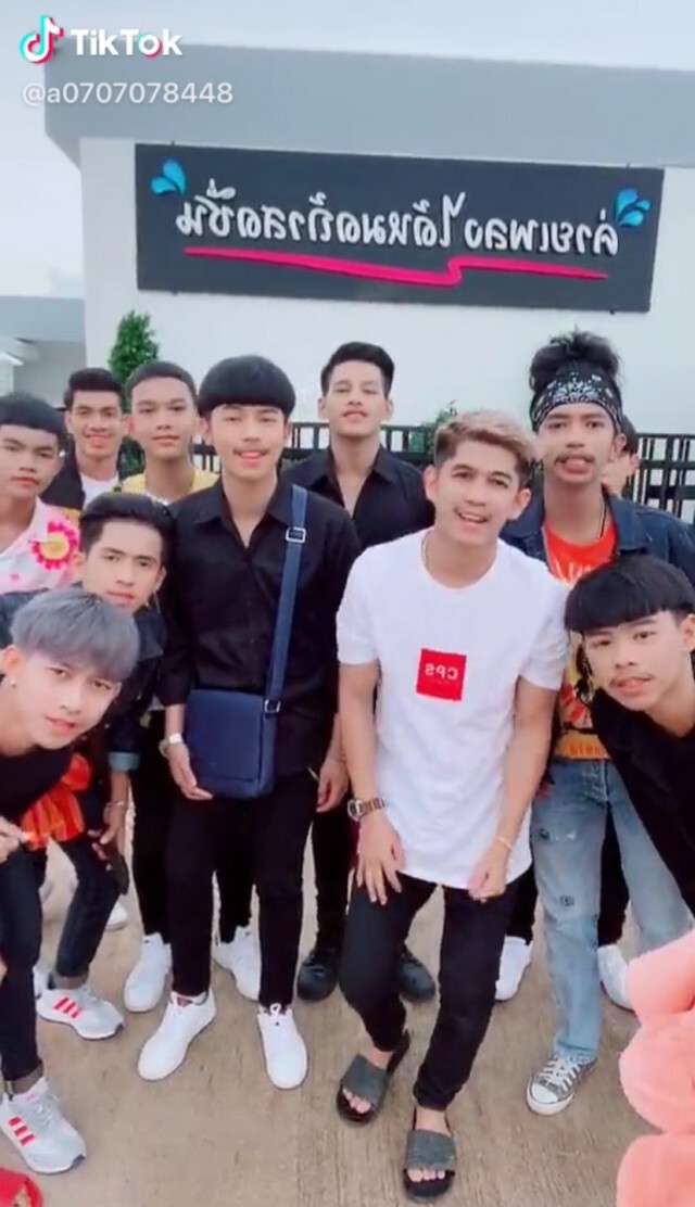 "เนเงิน" ขนเด็กมาทั้งค่าย อัดคลิปให้กำลังใจ "เจนนี่"