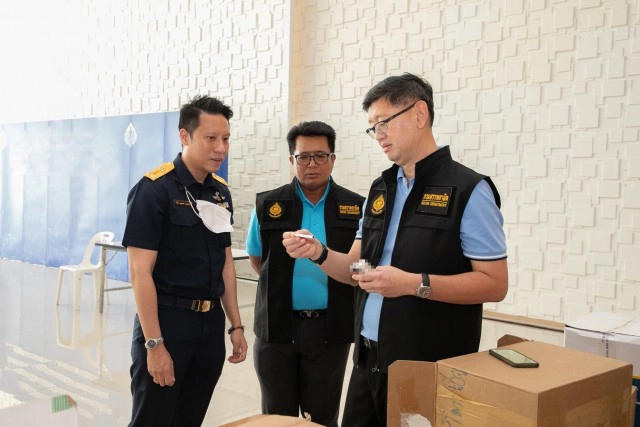 สรรพสามิตจับบุหรี่ต่างประเทศหนีภาษี 29 ล้านบาท