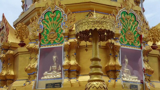 ชมความงาม-ขอพรพระเจ้านั่งดิน