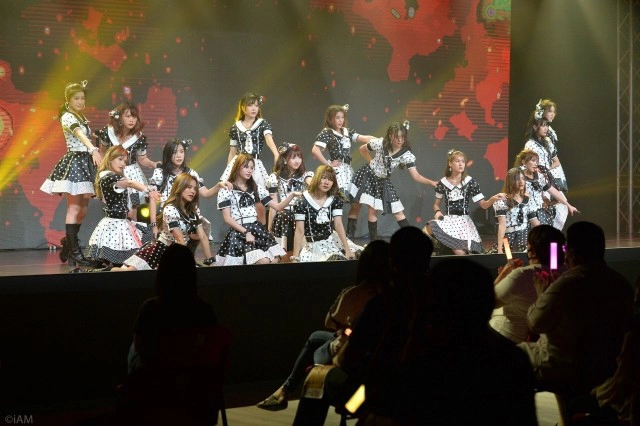 BNK48 จัดเต็ม แสดงเธียเตอร์สเตจใหม่ ทีมB III - NV