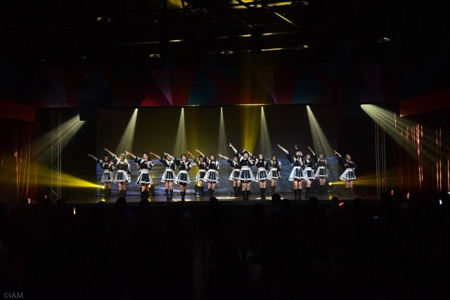 BNK48 จัดเต็ม แสดงเธียเตอร์สเตจใหม่ ทีมB III - NV