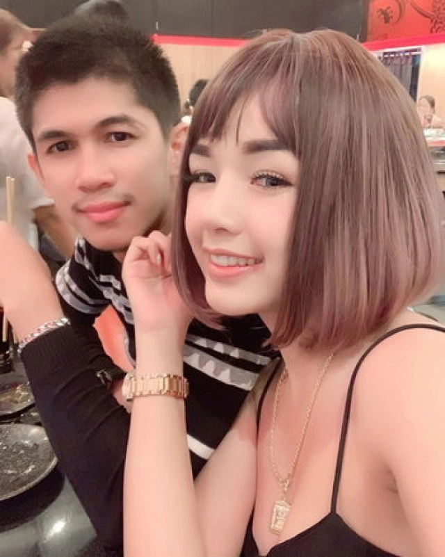 'เนเงิน' แฟน 'เจนนี่' ตอบชาวเน็ตขี้สงสัย ถามทำงานอะไร พร้อมตบท้าย 'มตส.'