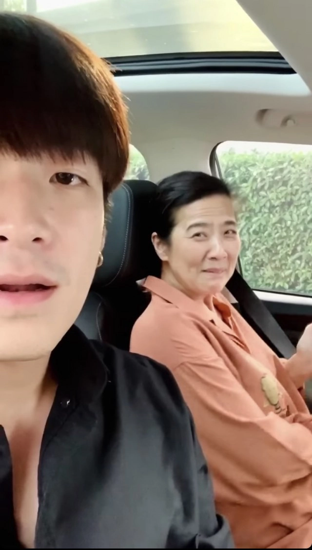 วันแม่ของ "อาเล็ก"... แม่เข้าใจผม มากกว่าผมเข้าใจตัวเองอีก!