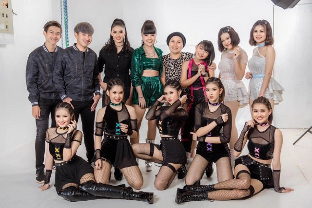 รู้จัก "เจนนี่ ได้หมดถ้าสดชื่น" นักร้องสาวใต้มากความสามารถ