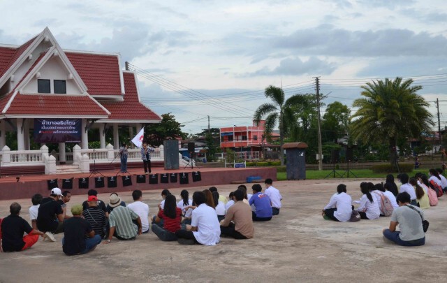 มาตามนัดกลุ่มนักเรียนนักศึกษาเปิดเวทีไล่รัฐบาล